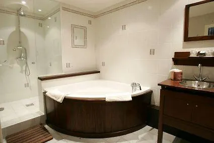 Les Trois Lys Hotel Condom