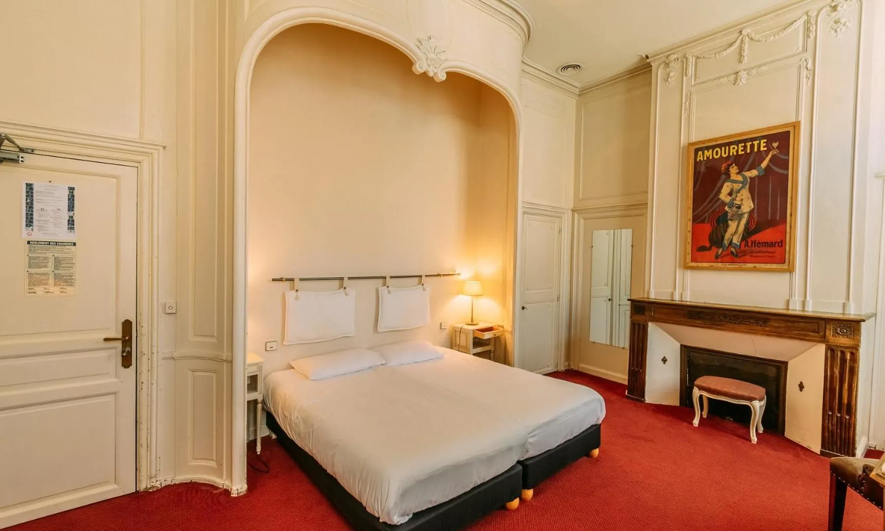 Les Trois Lys Hotel Condom
